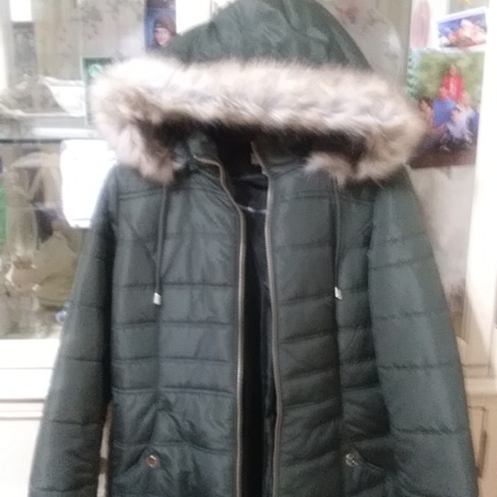 Winter coat - Picture 6 of 6